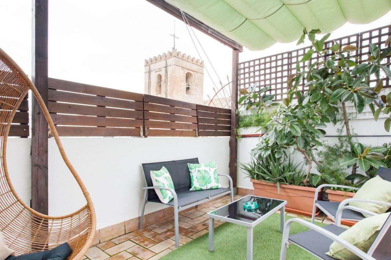 Atico Santa Marina Apartment Sevilla Bagian luar foto